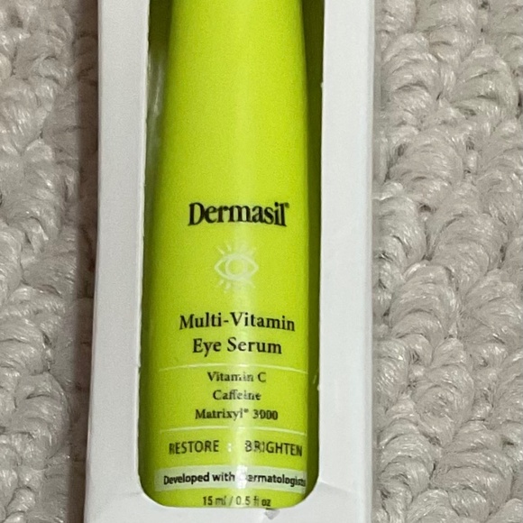 Dermasil Multi-Vitamin Eye Roller - Picture 1 of 5
